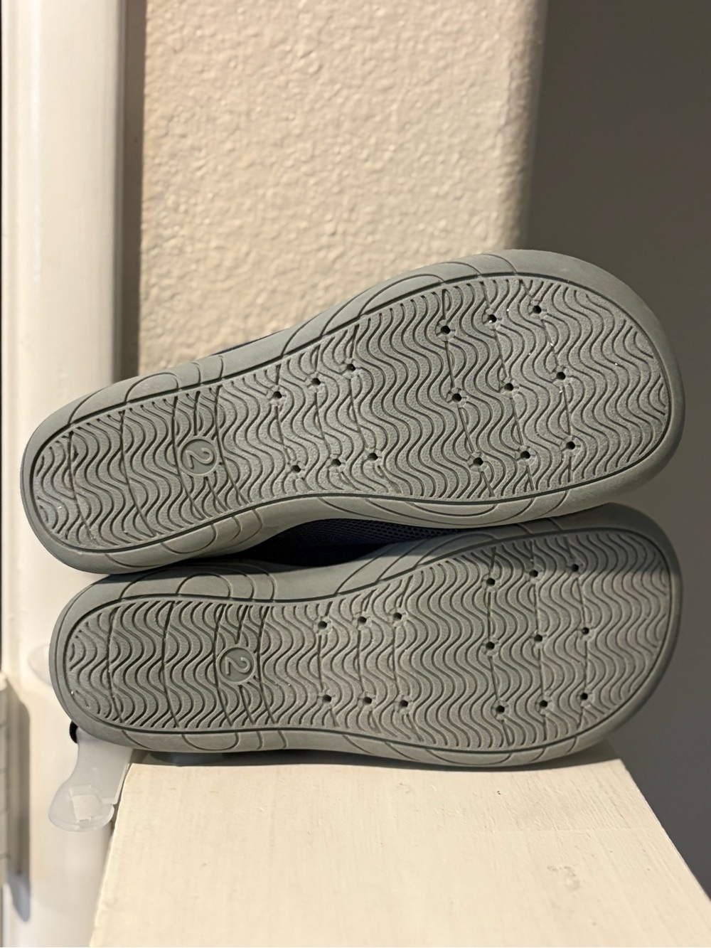 Big Kids Berkley Adventure Water Shoes All in Motion™ Blue Bungee Toggle Sz 2 - Picture 5 of 6
